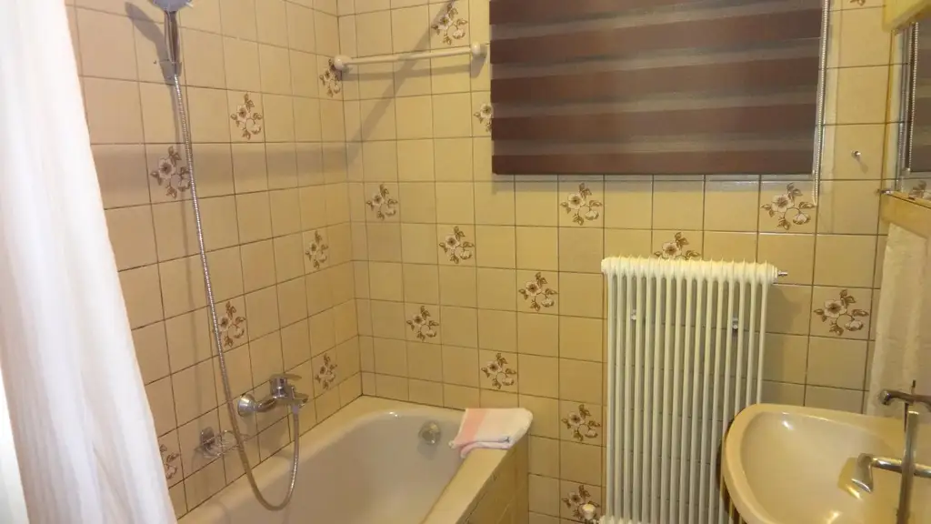 Wohnen wo andere Urlaub machen -  Ein-oder Zweifamilienhaus in ruhiger Wohnlage!