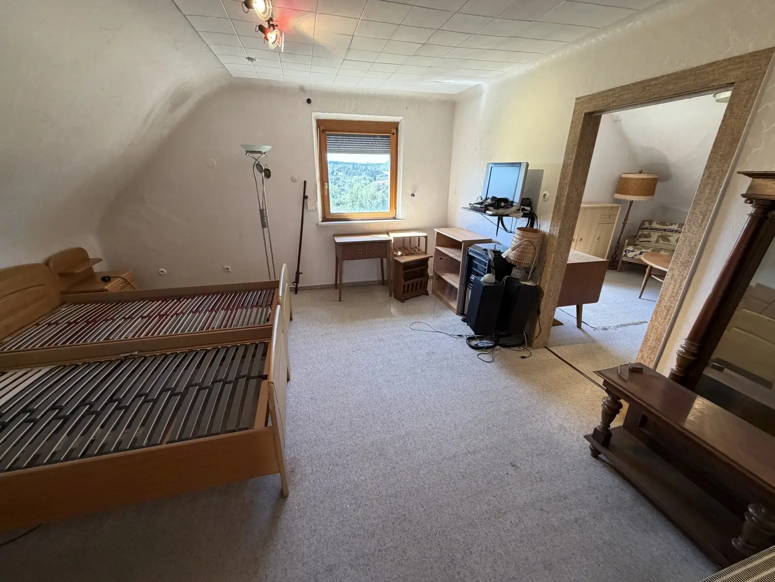 Zimmer 1 OG