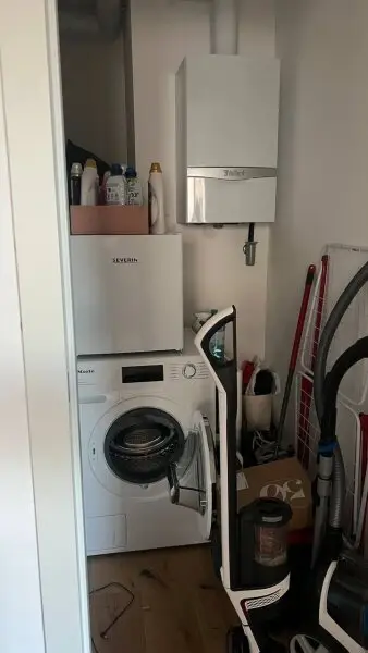 Stylische möblierte Wohnung mit Terrasse in einem sanierten Altbau (2022) nahe U4/U6 Längenfeldgasse