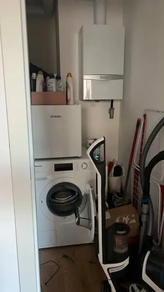 Stylische möblierte Wohnung mit Terrasse in einem sanierten Altbau (2022) nahe U4/U6 Längenfeldgasse