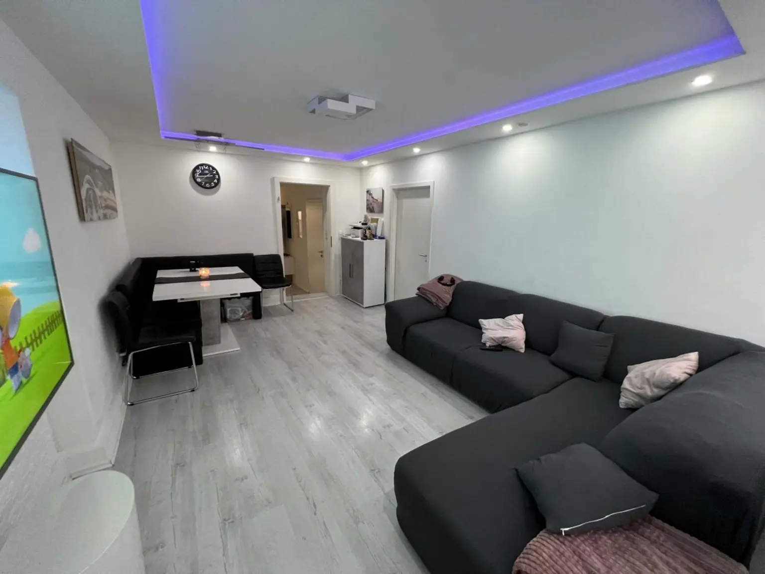 Stadthaus mit Geschäftslokal 2 Wohnungen & Dachterasse