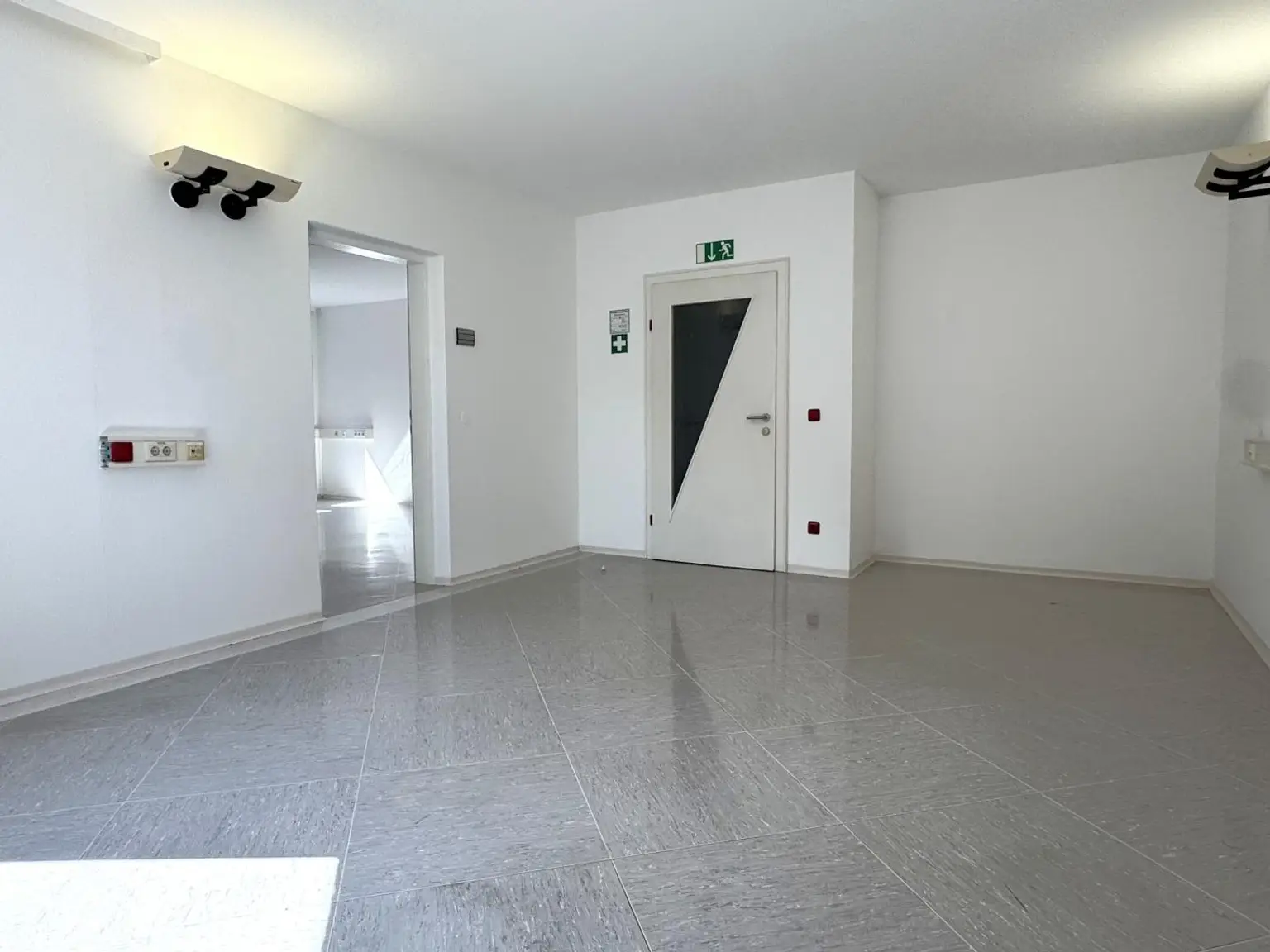 Büro 1