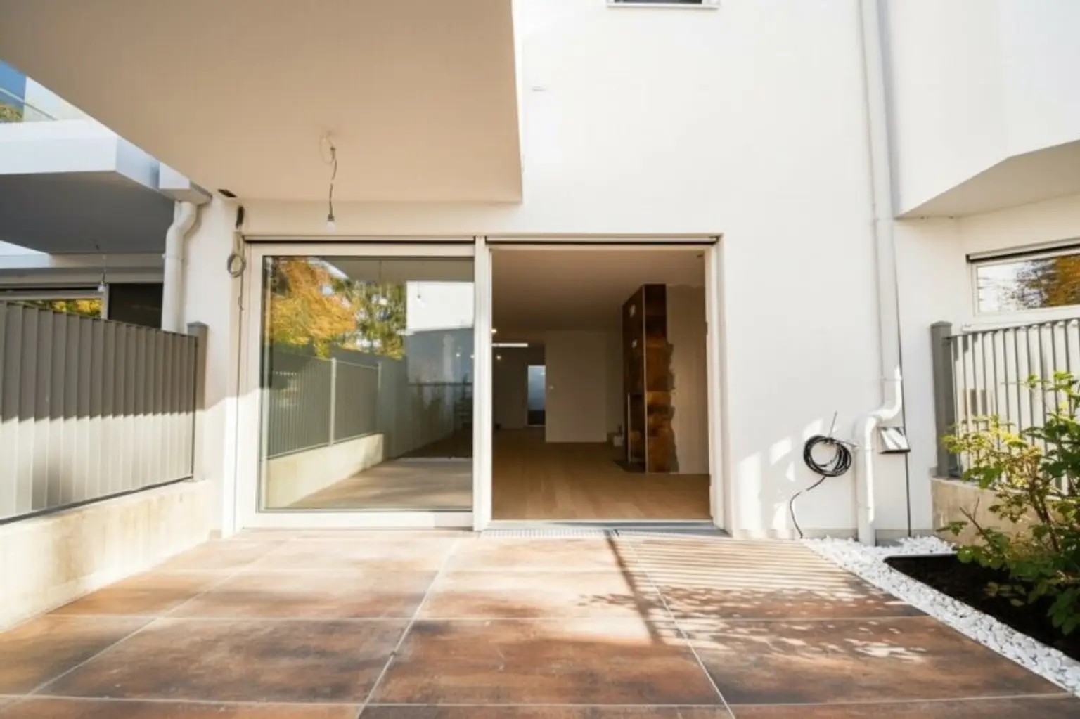 THE UNIQUE HILL SIDE RESIDENCES