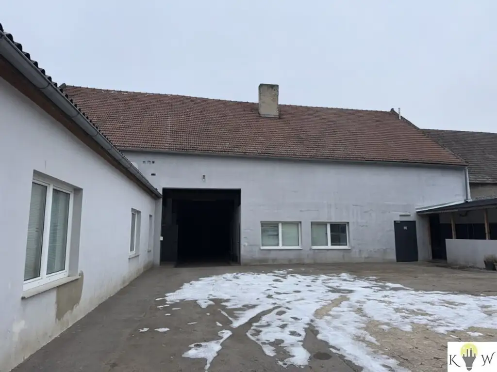 Großzügige Liegenschaft mit vielseitigem Entwicklungspotential in zentraler Lage von Andau