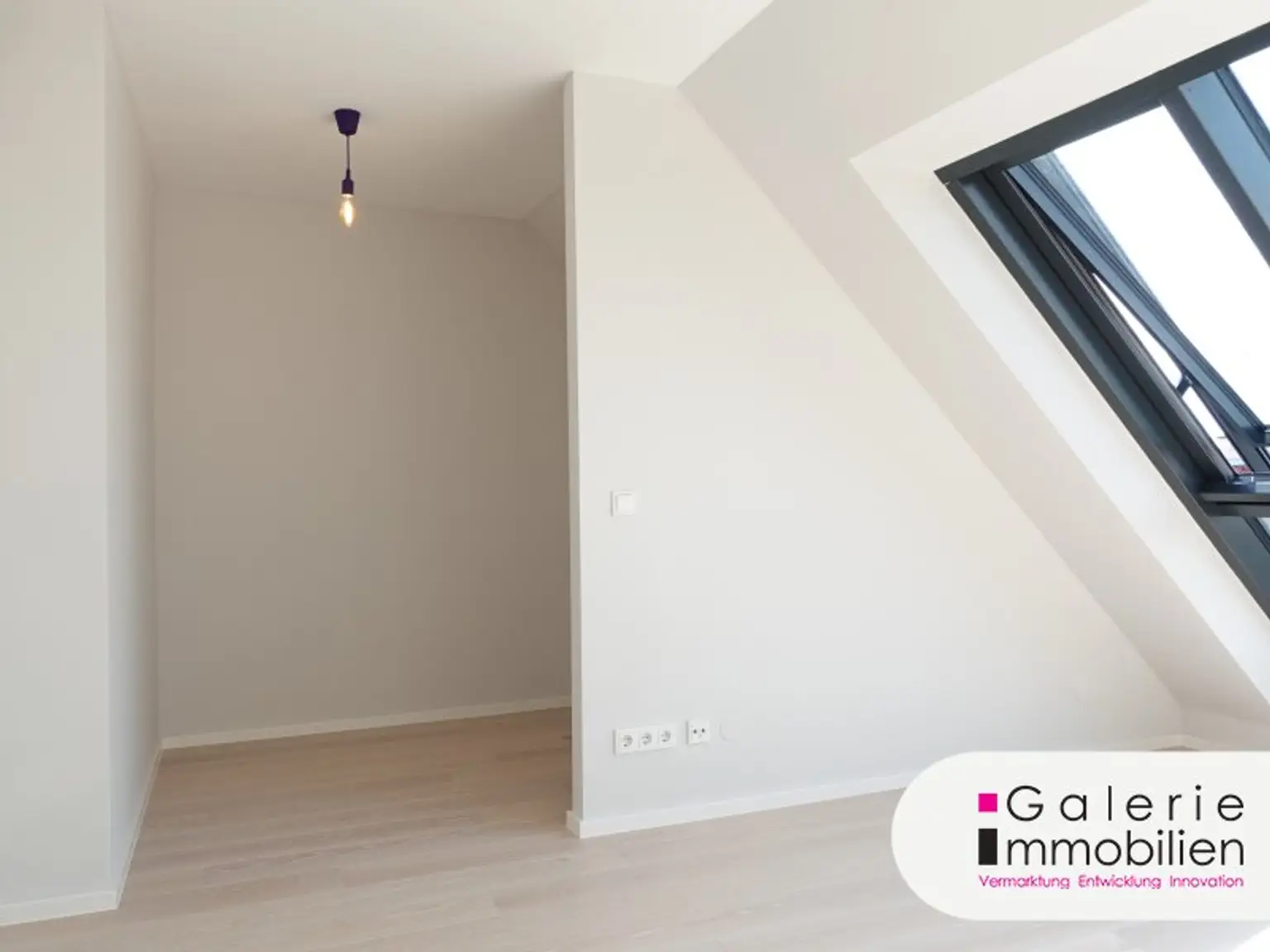 VIDEO: 360°-Ausblick auf Wien: Hochwertige 2-Zimmer-Wohnung mit Klima plus 2 private Dachterrassen!