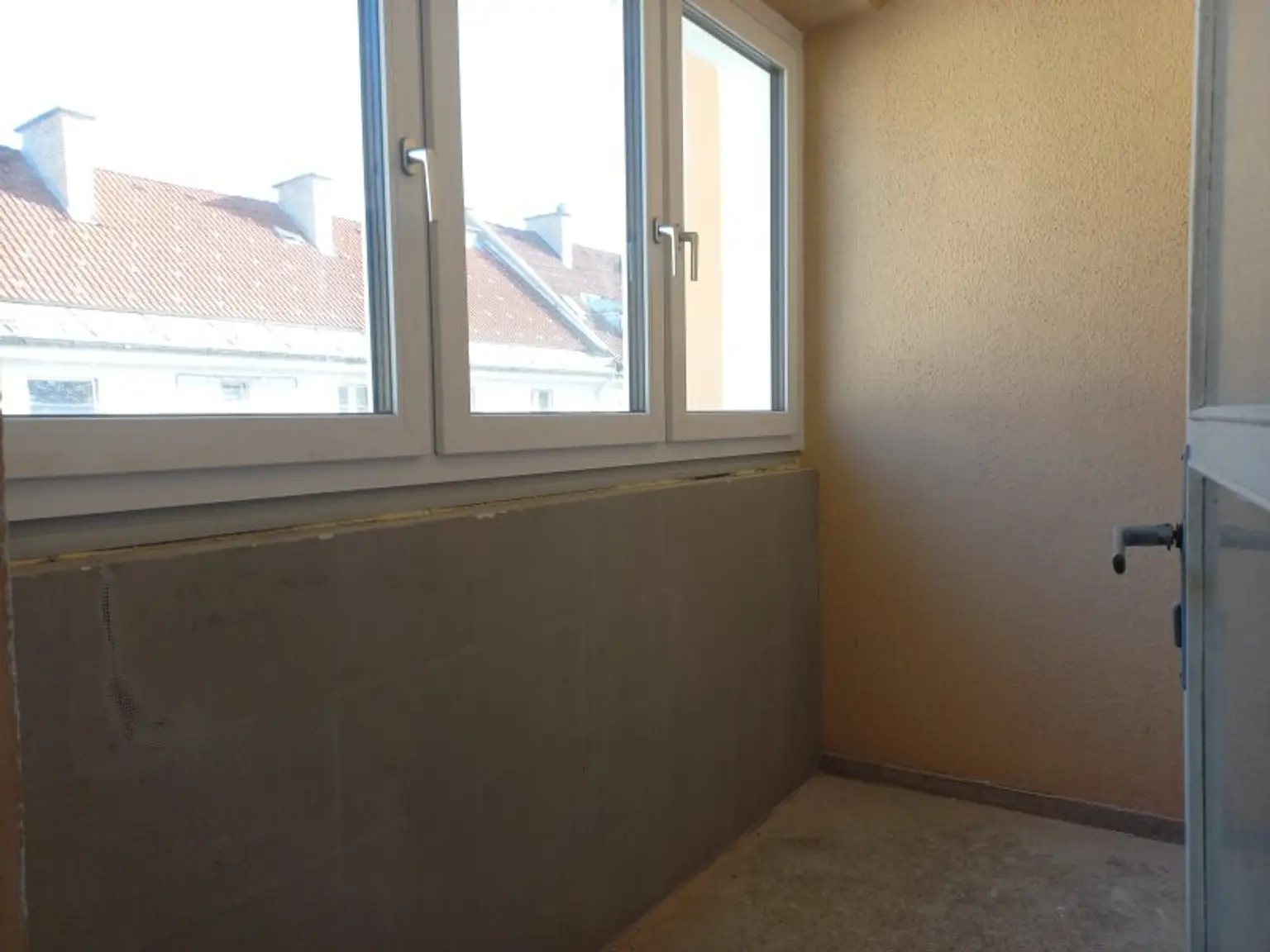 Innsbruck-Wilten: Sehr geräumige 4-Zimmer-Wohnung mit Westbalkon zu kaufen | unmittelbare Uninähe