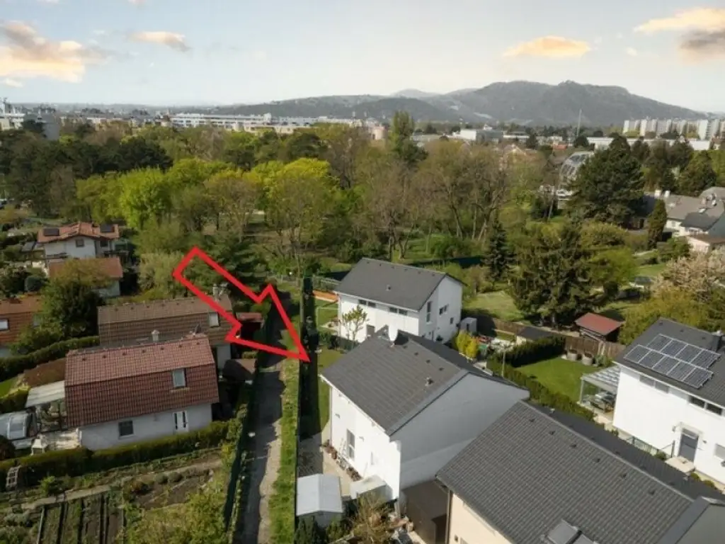 Ruhiges Familienparadies in TOP-LAGE mit Wintergarten, 2 Stellplätzen & Glasfaser – Bezugsfertig!