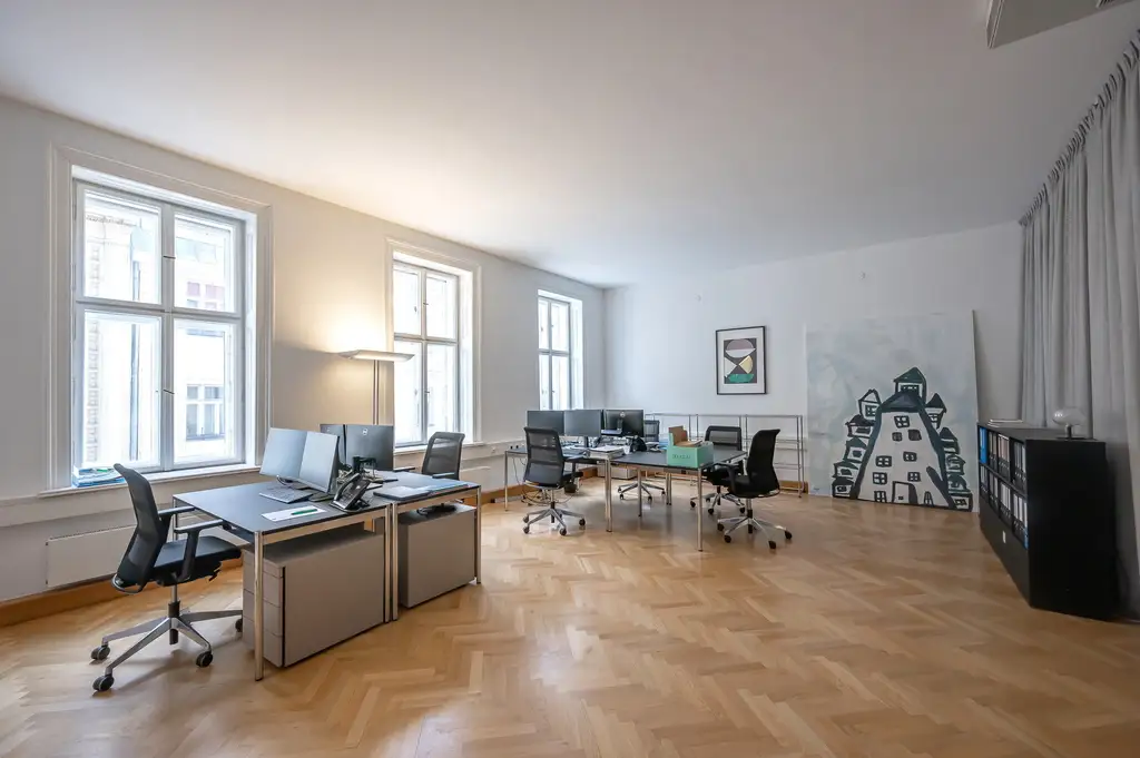 Modernes, voll ausgestattetes Büro zur Untermiete – zentral & flexibel
