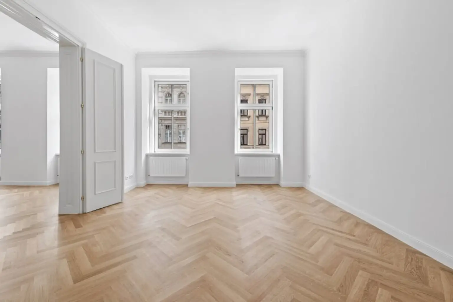 U4 PILGRAMGASSE: exklusiv generalsanierte 3-Zimmer Altbauwohnung mit hofseitigem Schlafzimmer
