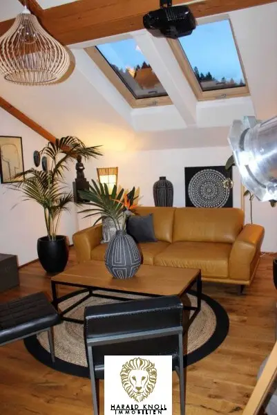 Wohn- und Betriebsgebäude in Natters