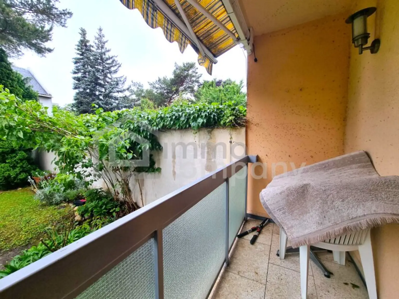 PERFEKTE AUFTEILUNG, TOP-INFRASTRUKTUR und LOGGIA mit GRÜNBLICK  – Ihre 3-Zimmerwohnung mit bester INFRASTRUKTUR