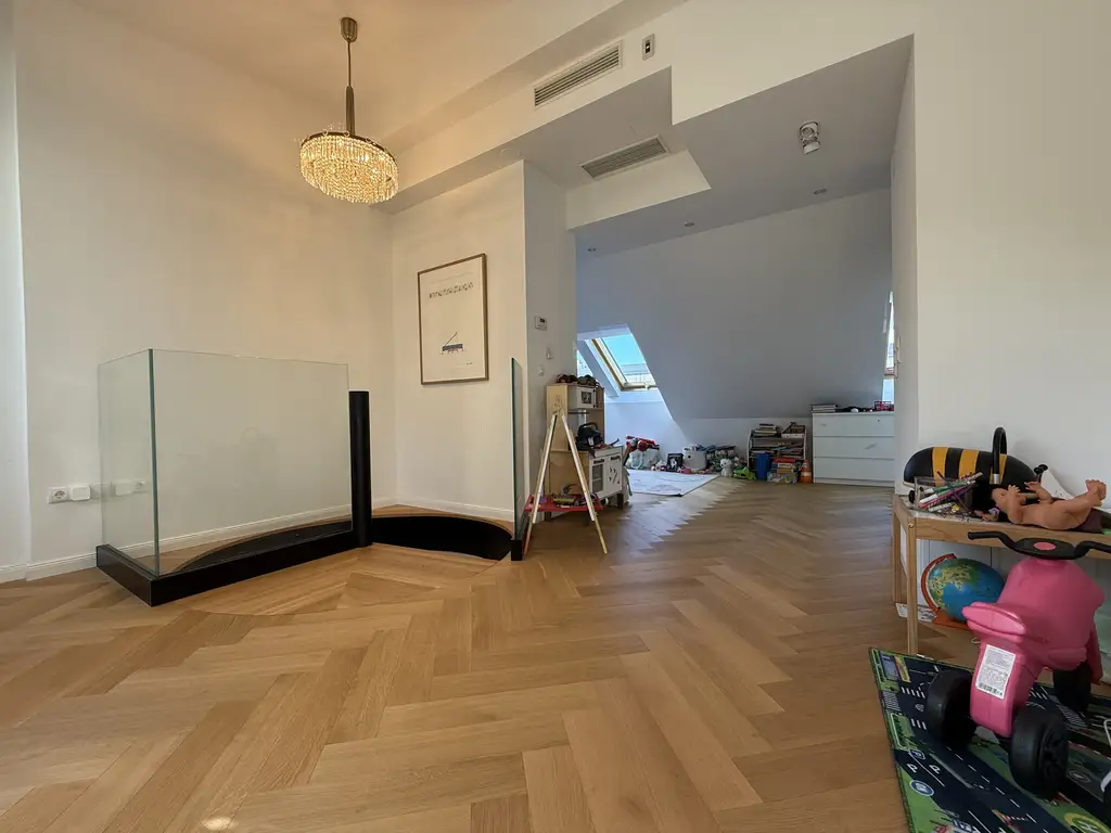 Luxuriöses Dachgeschoß in 1060 Wien!
