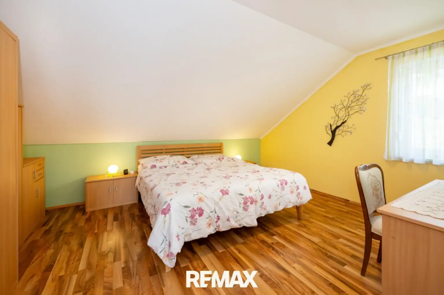 Schlafzimmer 1 OG