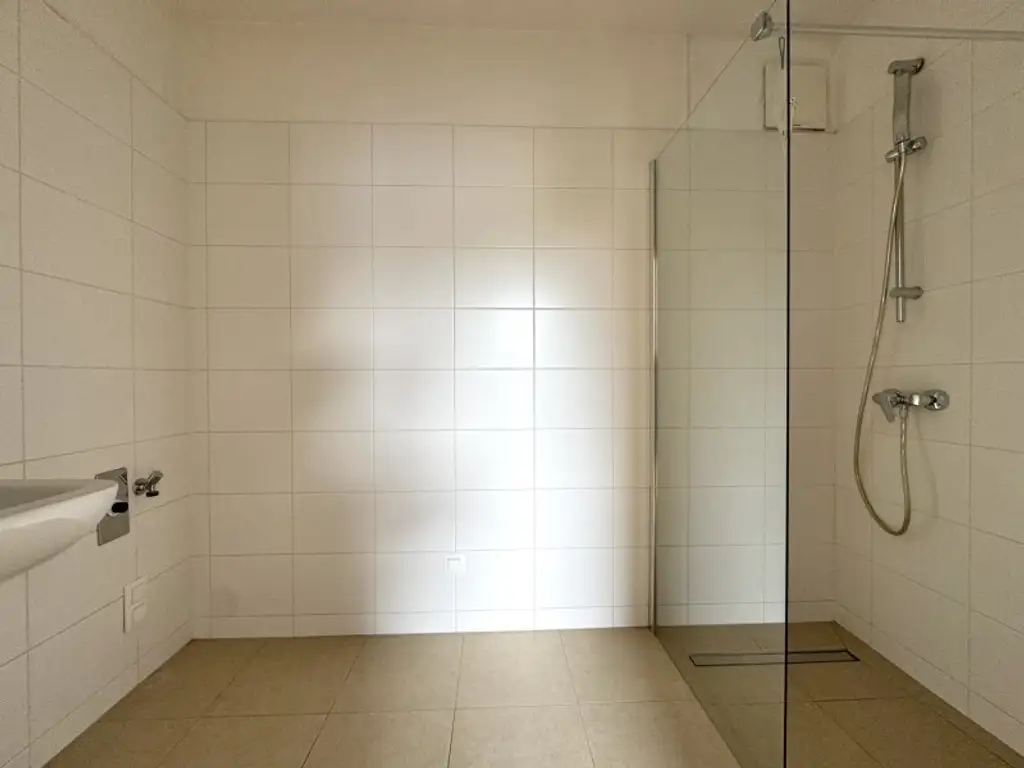 Stadlauer Pärchenwohnung an der Langobardenstraße - nahe U2 Hardeggasse