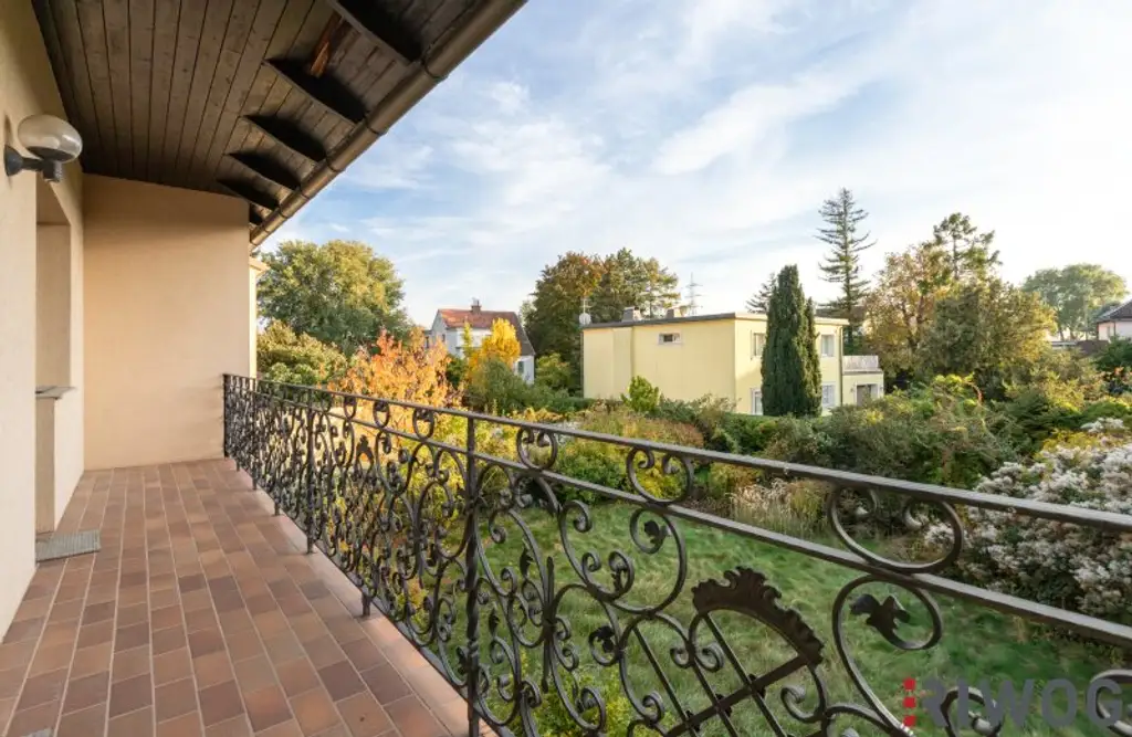 EIN- ODER ZWEIFAMILIENHAUS, gute Substanz, Modernisierungsbedarf