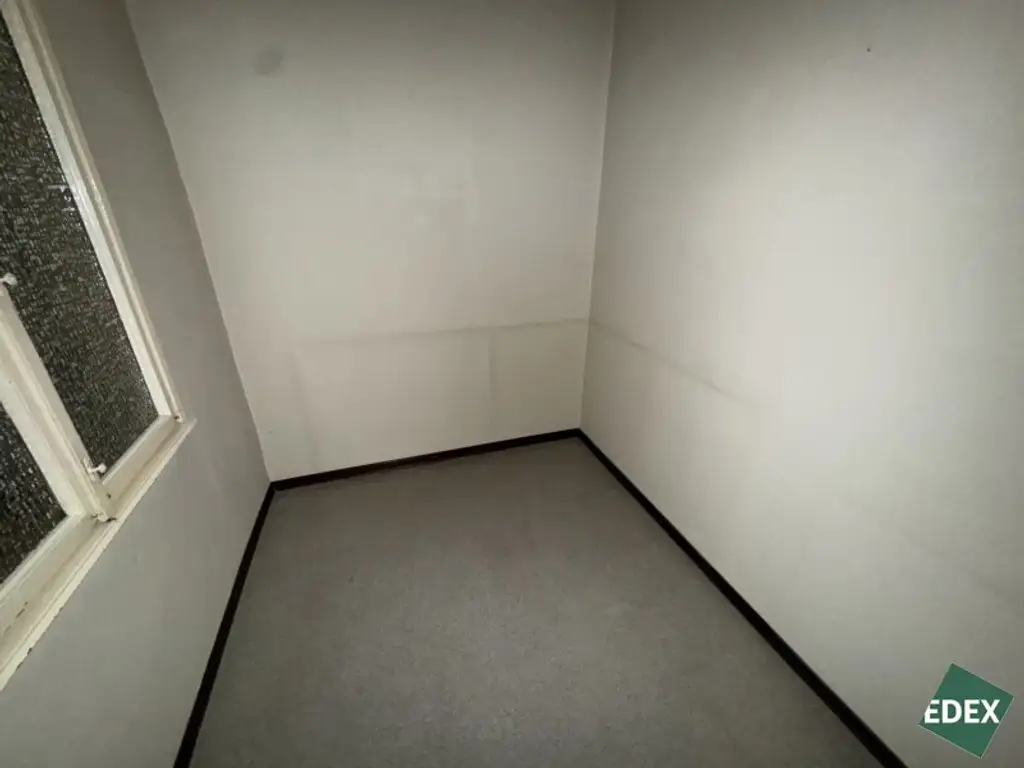 Wohnung mit Potential: Sanierungsbedürftige 3-Zimmer Wohnung am Währinger Gürtel - nähe U6