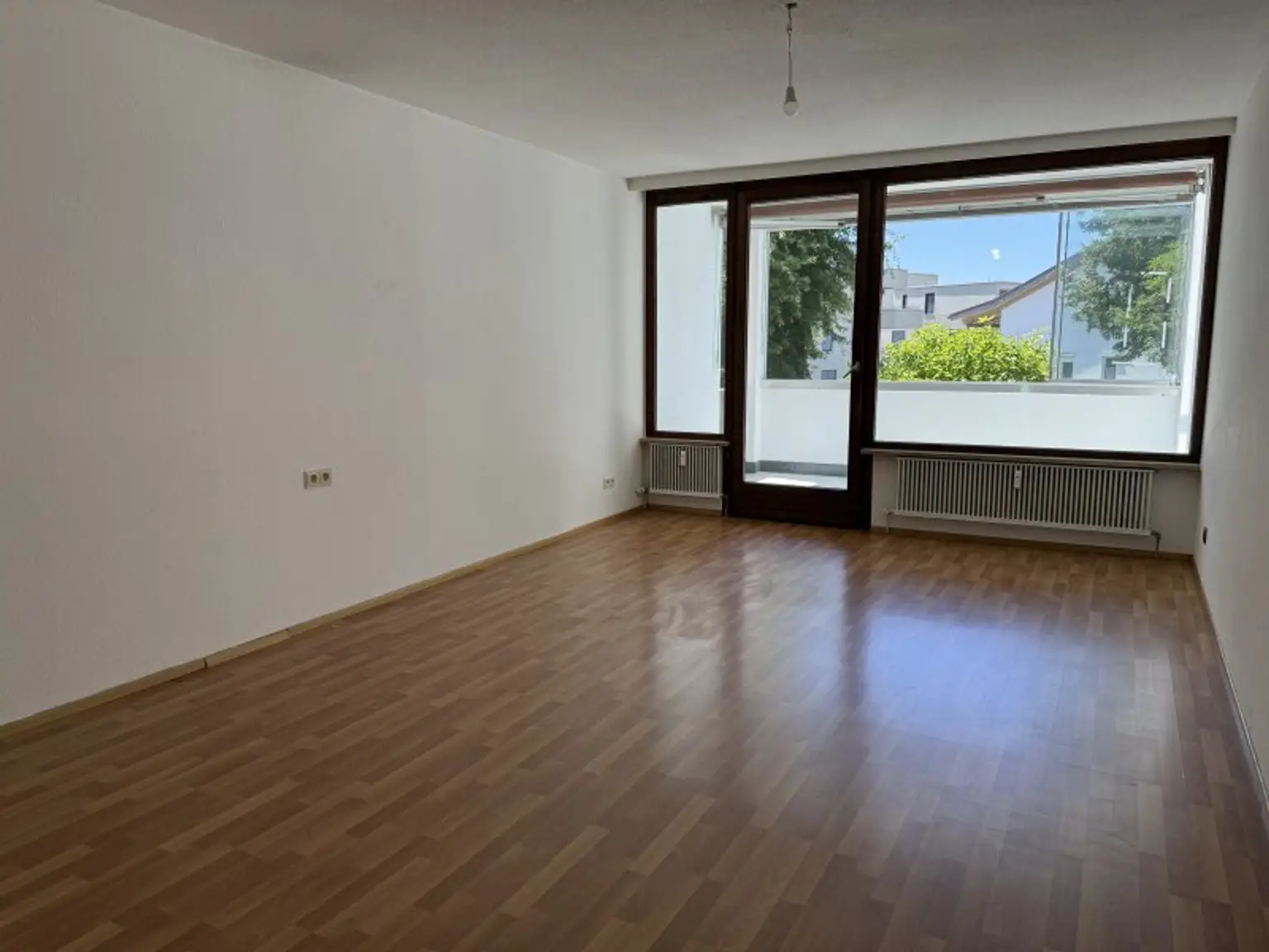 Schöne große Wohnung in ruhiger Lage mit Nähe zum Bodensee