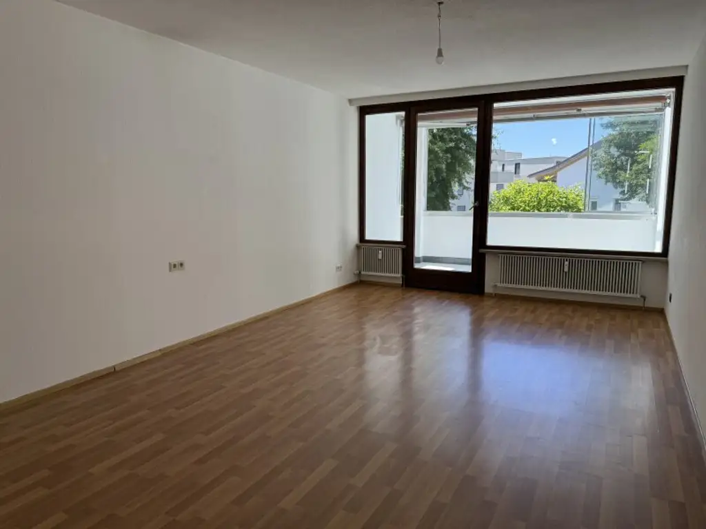 Schöne große Wohnung in ruhiger Lage mit Nähe zum Bodensee