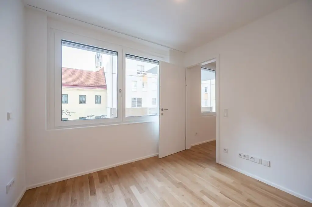 ++MOLLARD 50++ Moderne 3-Zimmer-Wohnung mitten im Herzen der Stadt (1/12)