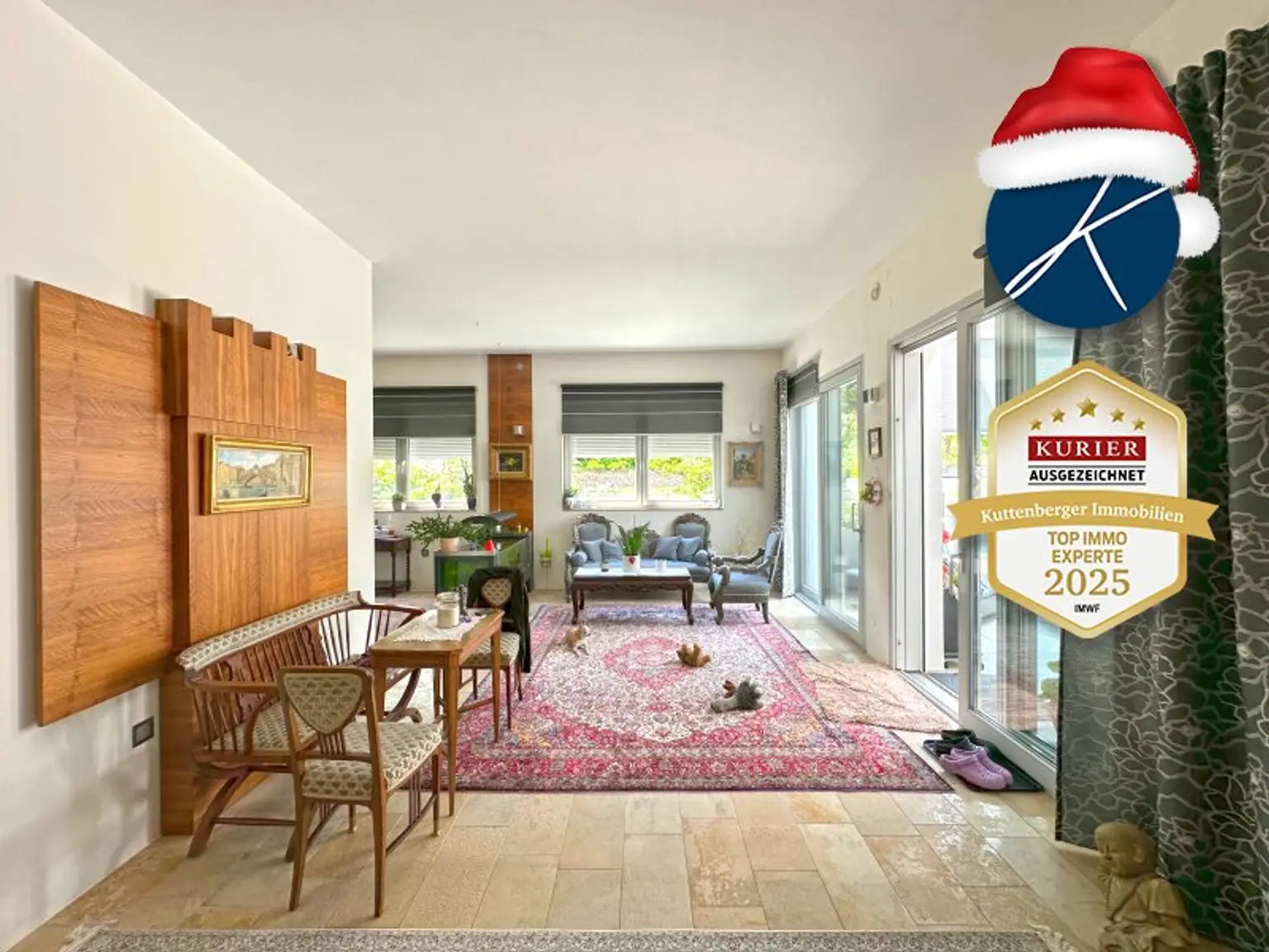 Wohnbereich Ausgang zum Pool