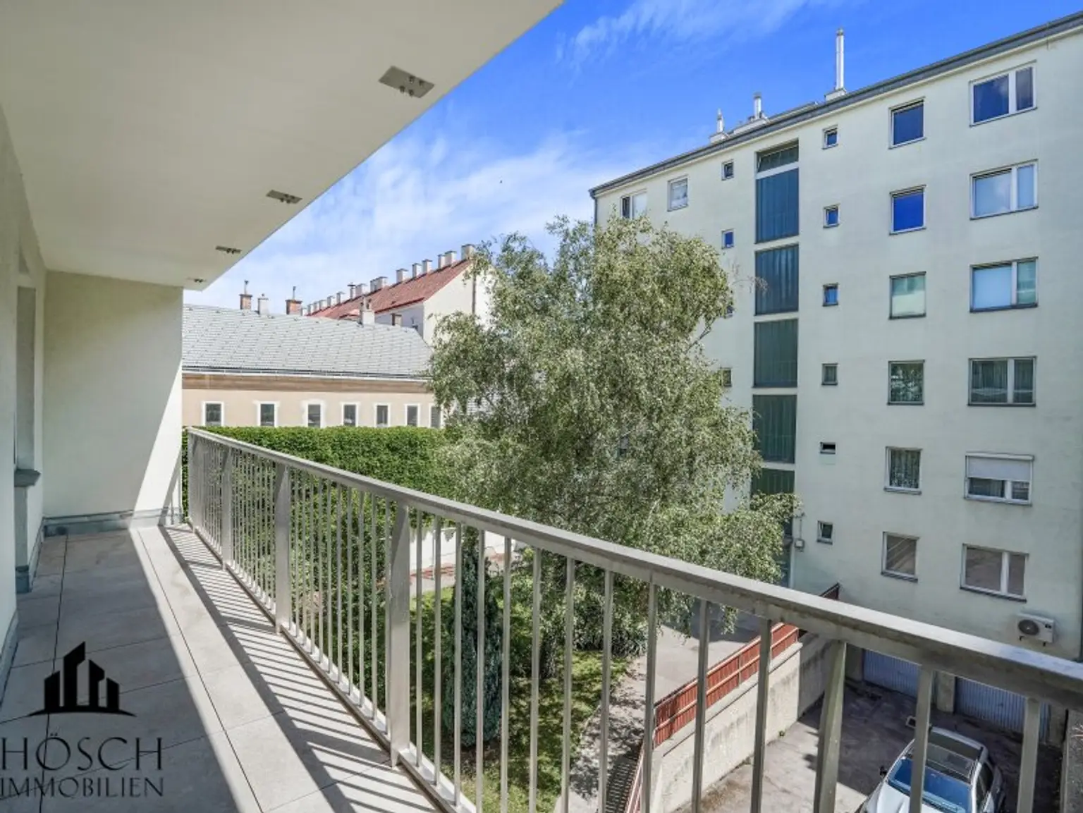 Helle, zentral begehbare 3-Zimmer-Wohnung mit Balkon in Toplage