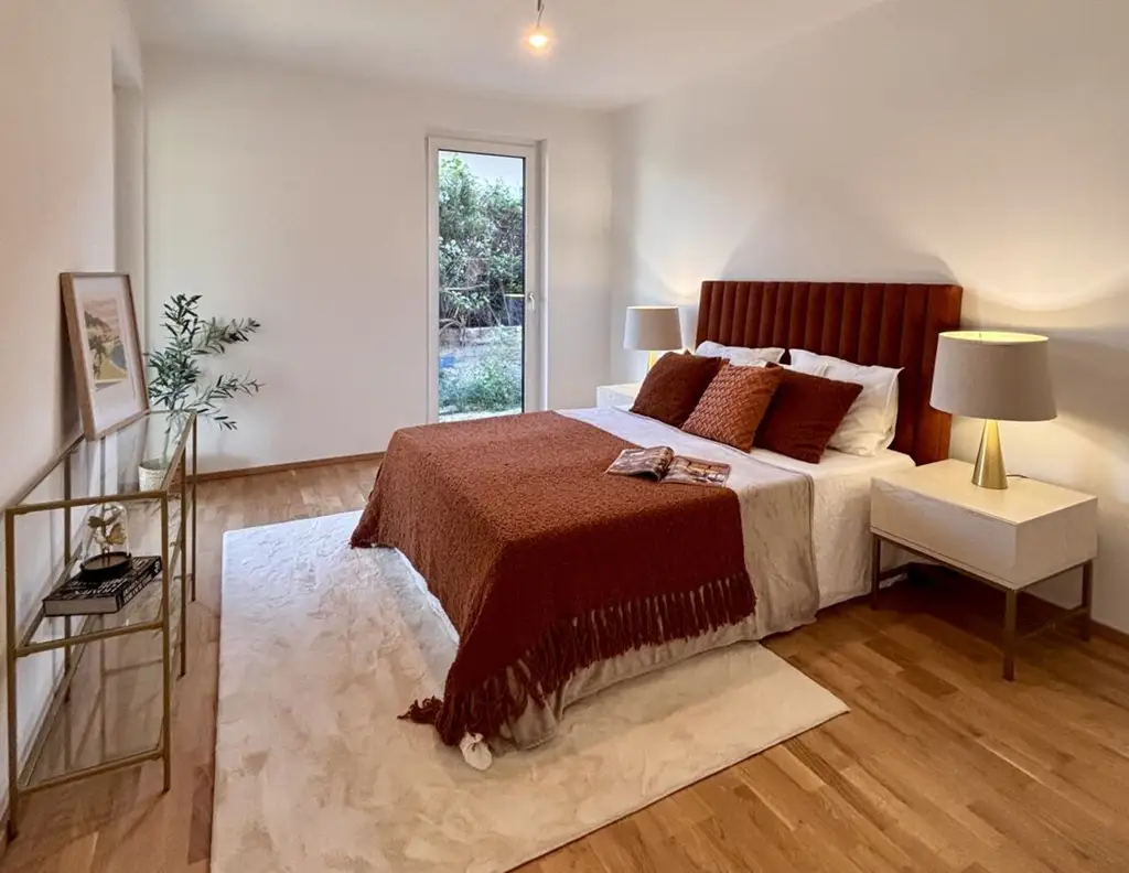 PROVISIONSFREI! Harmonisch konzipierte 4-Zimmer-Gartenwohnung | Auf einer Ebene | 2 Bäder