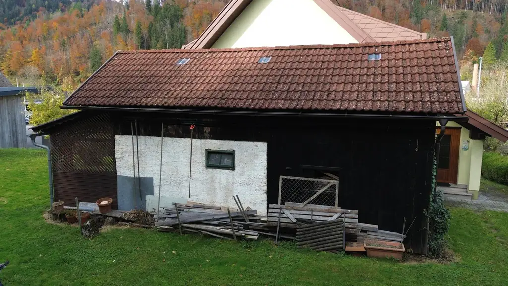 Gemütliches Einfamilienhaus mit großem Grundstück