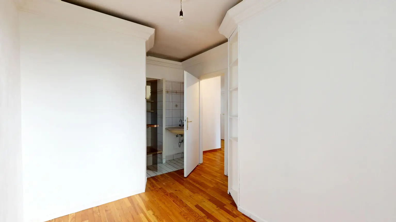 Leo-Slezak-Gasse: AKH-Nähe - U6-Anbindung - Erdgeschoßwohnung - Teilrenoviert