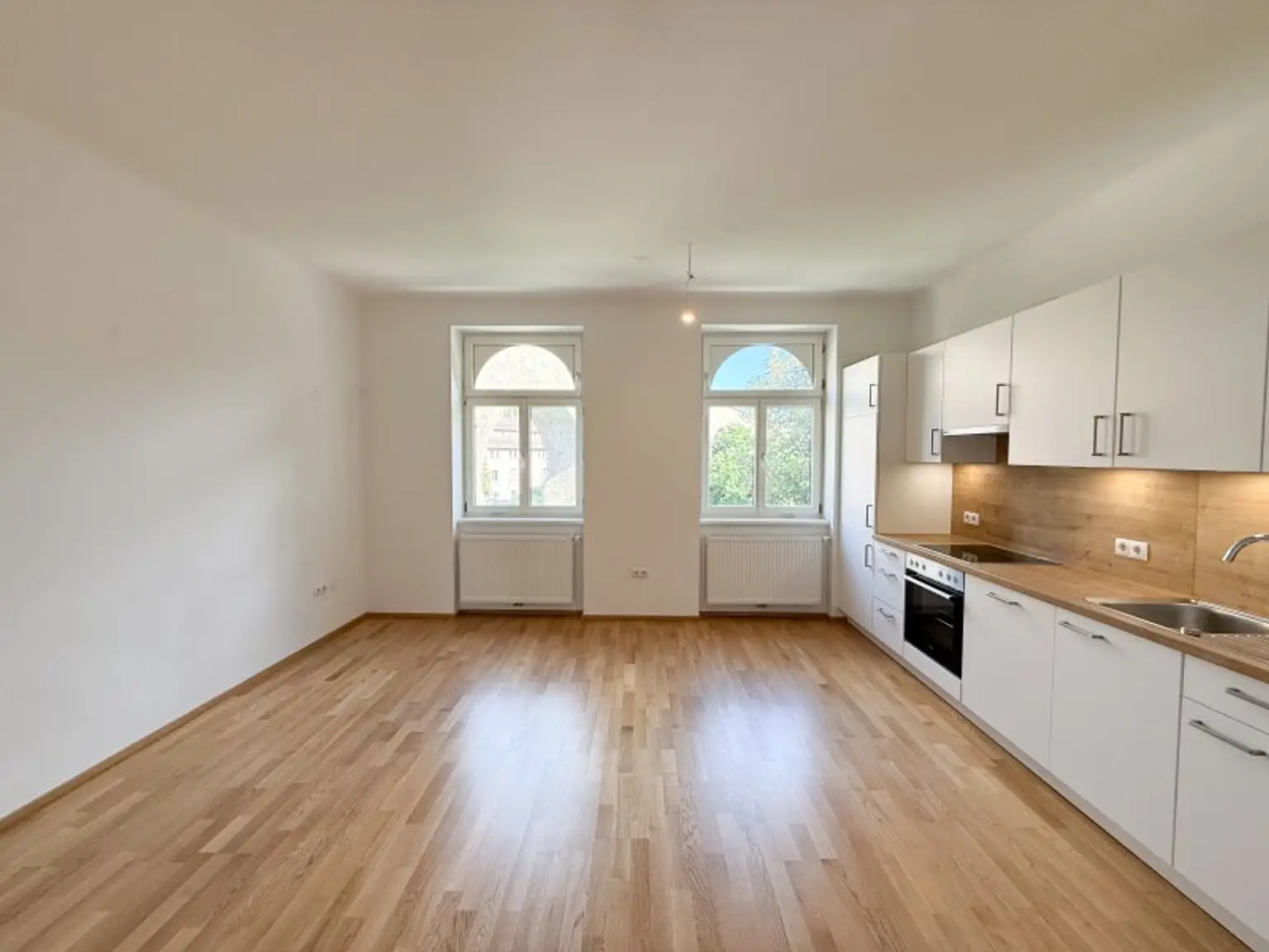 Helle 2-Zimmerwohnung im 23.Wiener Gemeindebezirk zu vermieten | OHNE Lift; 2.OG