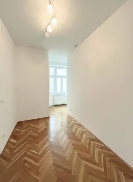 Top-Angebot! Helle 3-Zimmer-Altbauwohnung mit klassischem Wiener Flair!