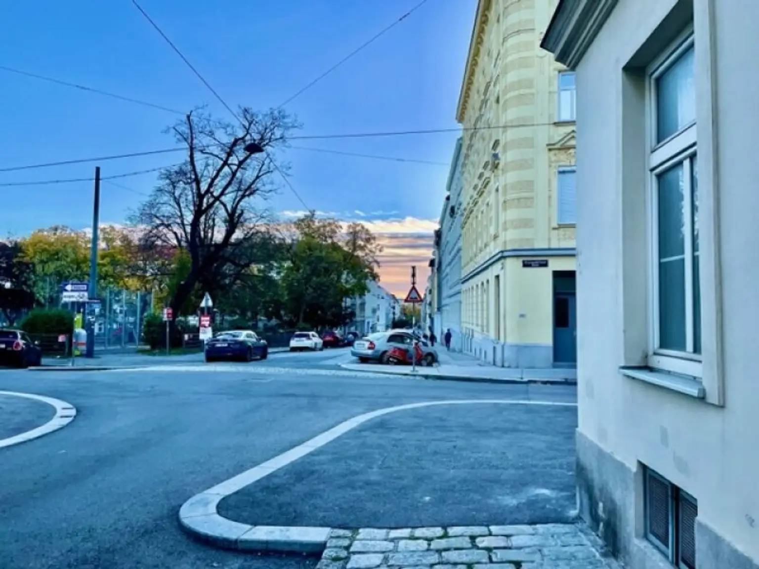 EIGENTUM-KAUF-Paket mit LOKAL-BÜRO und 3-Zimmer WOHNUNG in TOP LAGE Wiens !