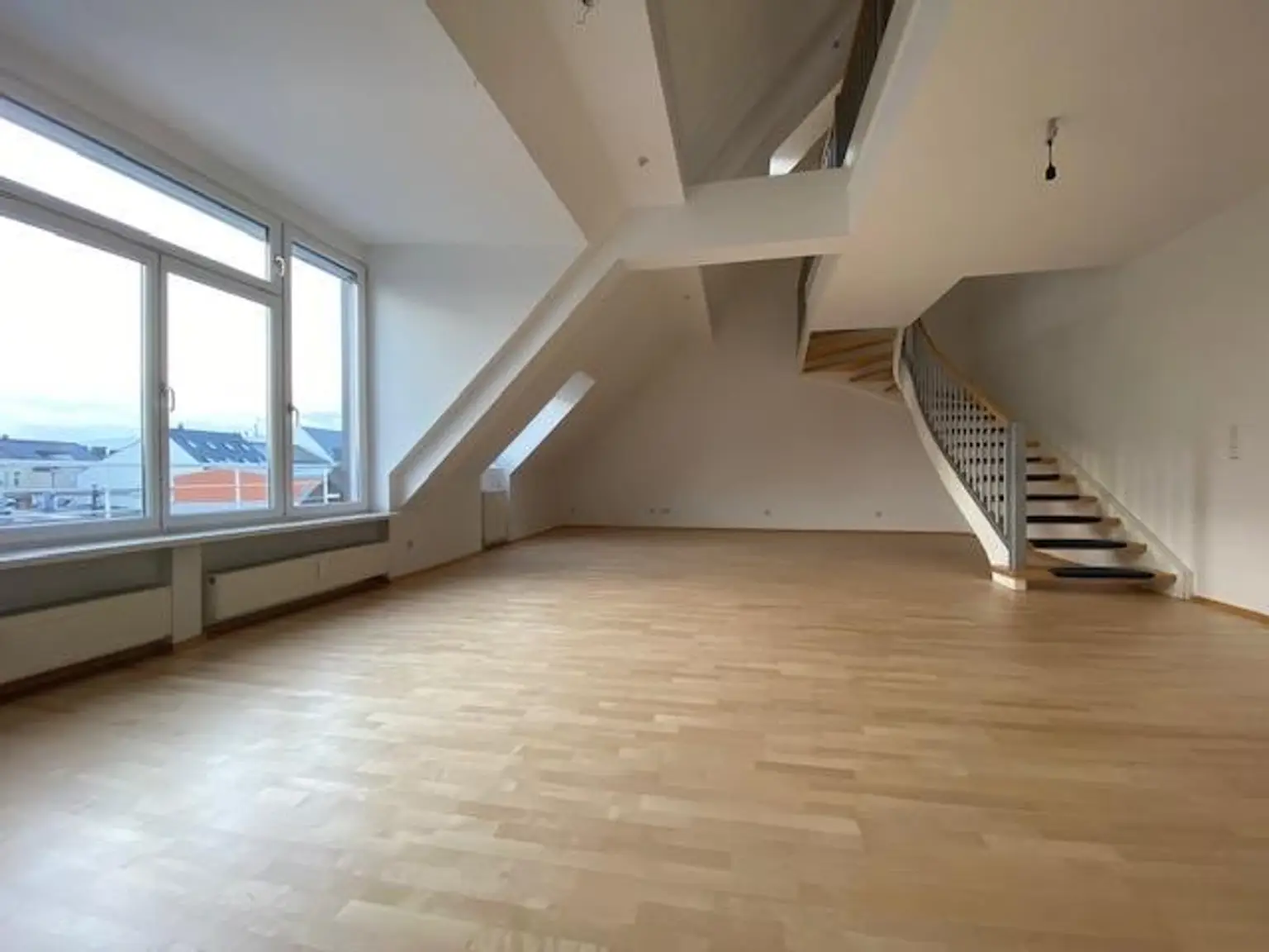 Traumhaftes 3-Zimmer-Penthouse mit großer Terrasse
