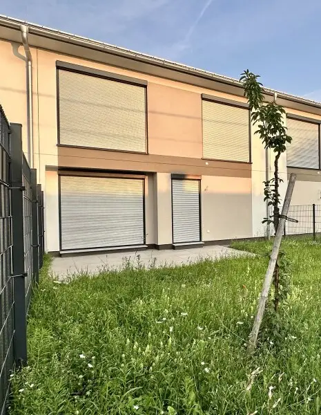 Schlüsselfertiges Reihenhaus in ruhiger Lage! U2 Nähe. Photovoltaikanlage. Nahe Badeteich Hirschstetten. Provisionsfrei für den Käufer