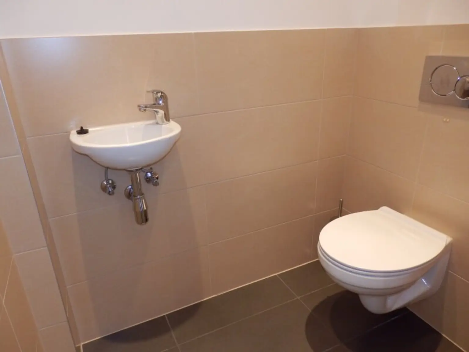 RUHIGE, HOFSEITIGE 2 Zimmer Neubauwohnung - IDEALE AUFTEILUNG!