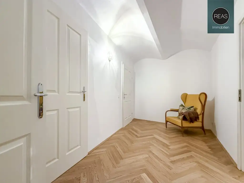 Provisionsfrei: Traumhaftes Stadthaus mit Garten in Gersthofer Bestlage!