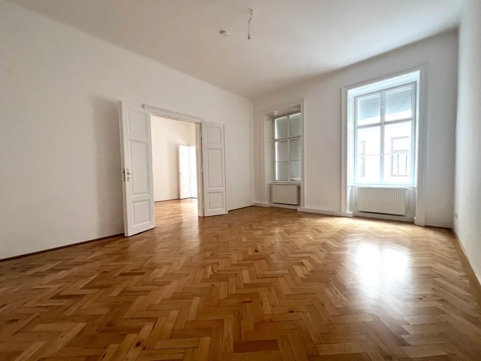 10 | ++ SALZGRIES 1010 WIEN ++ TRAUMHAFTE ALTBAUWOHNUNG | Prima Service Immobilien