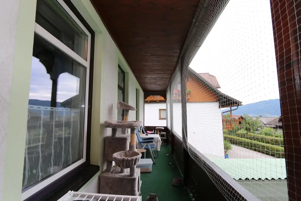 Charmante 2-Geschoss-Wohnung mit Seeblick am Ossiacher See