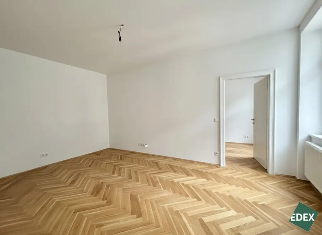 Erstbezug nach Generalsanierung – Charmante 2-Zimmer-Altbauwohnung in ruhiger Innenhoflage