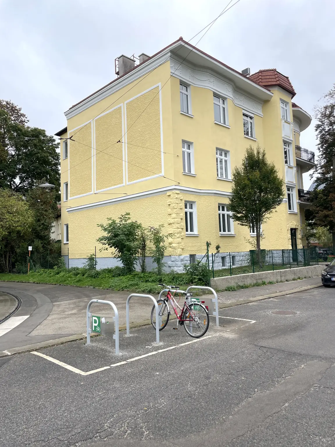 5-Zimmer-Familienwohnung mit Grünblick
