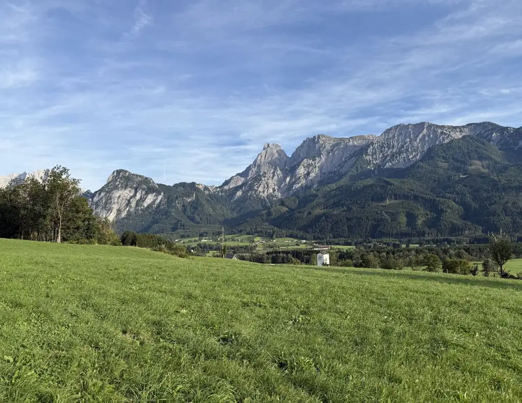 Baugrundstück mit herrlichem Bergpanorama!