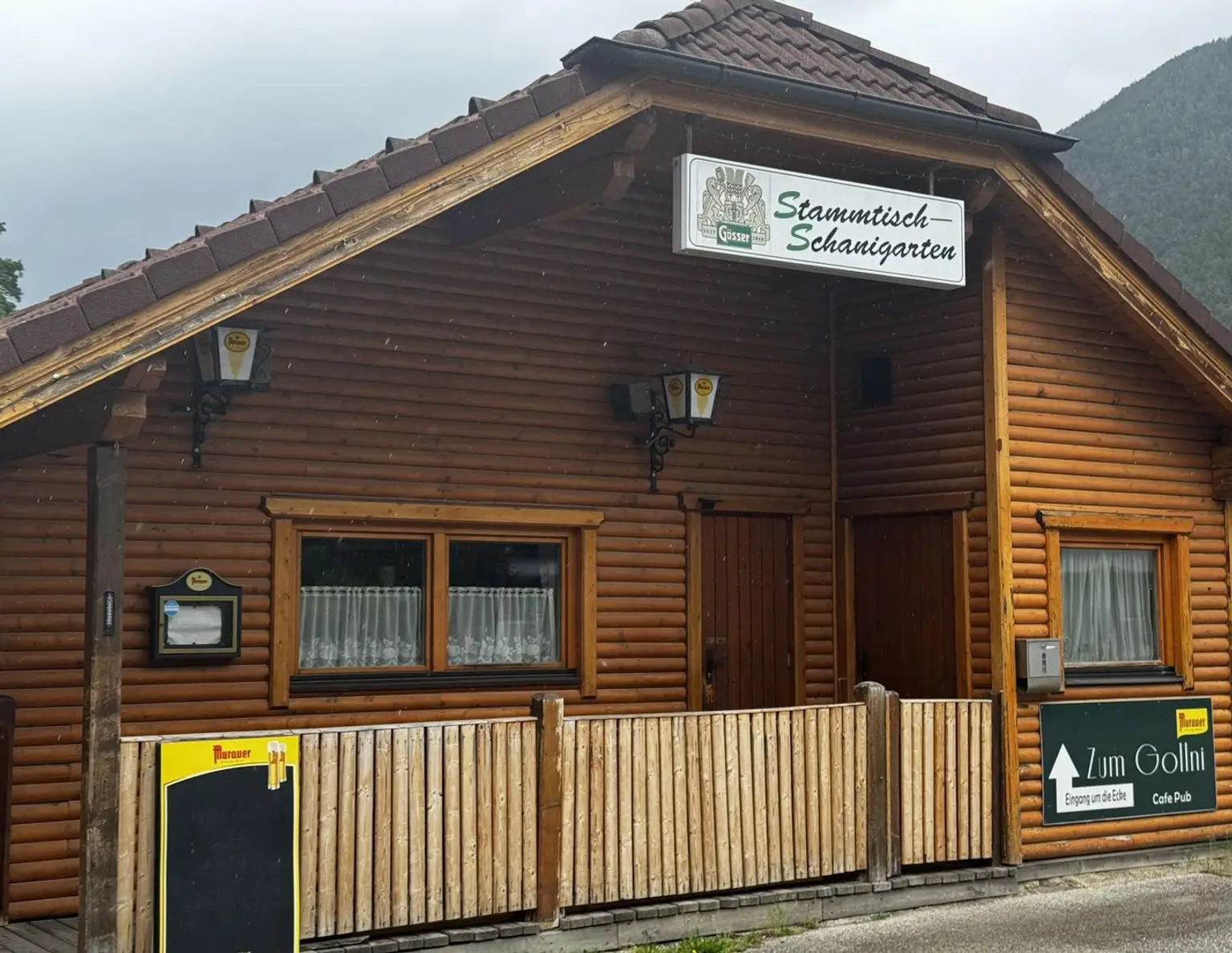 Ihr Lokal gleich neben der Zahnradbahn