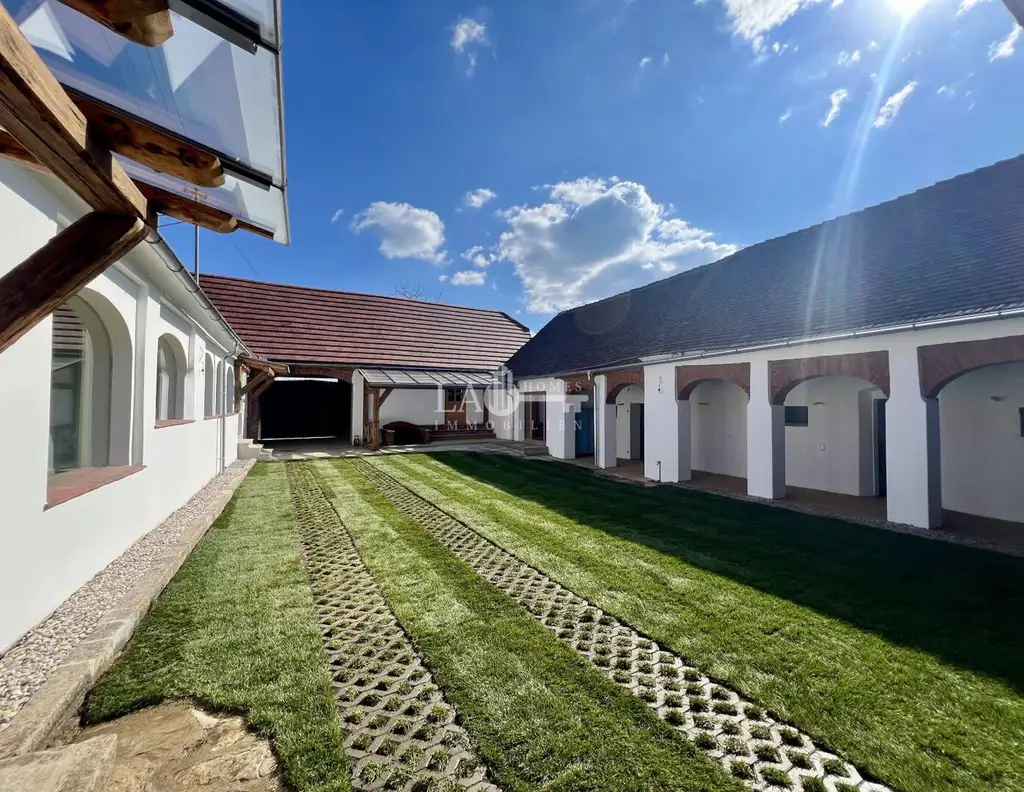 Einzigartiger & Authentischer Vierkanthof mit Arkaden im südlichen Burgenland