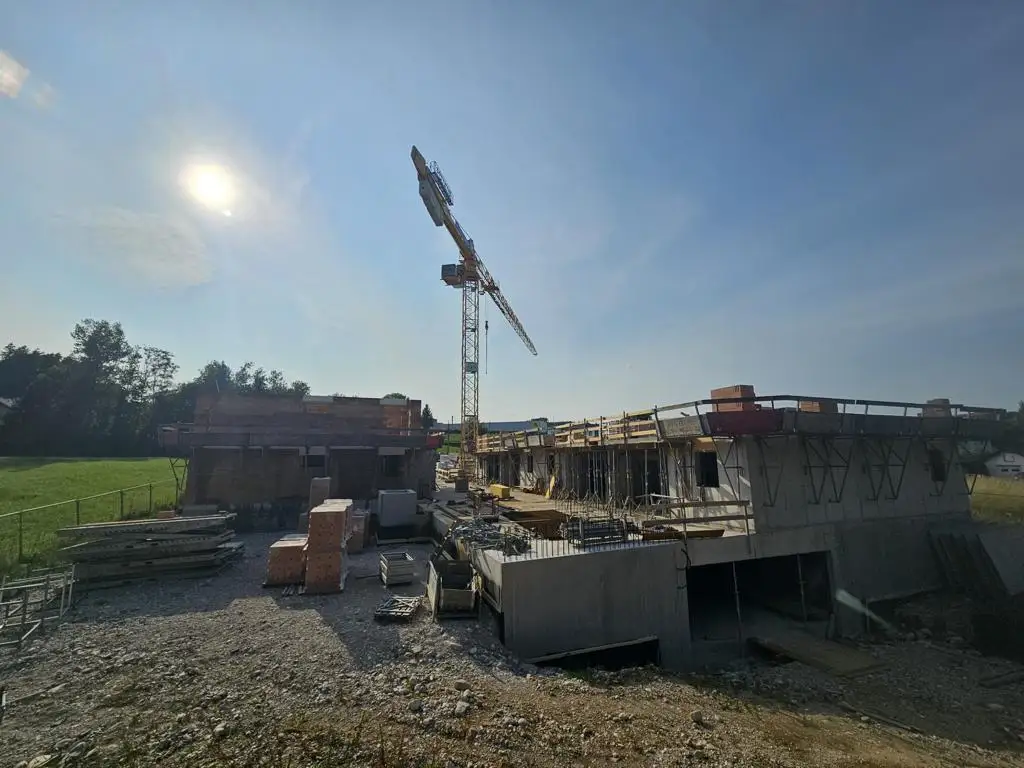 Provisionsfrei! Neubauprojekt Holzhäuseln: leistbare 75m² ETW mit Garten in Waldrandlage mit Traunsteinblick