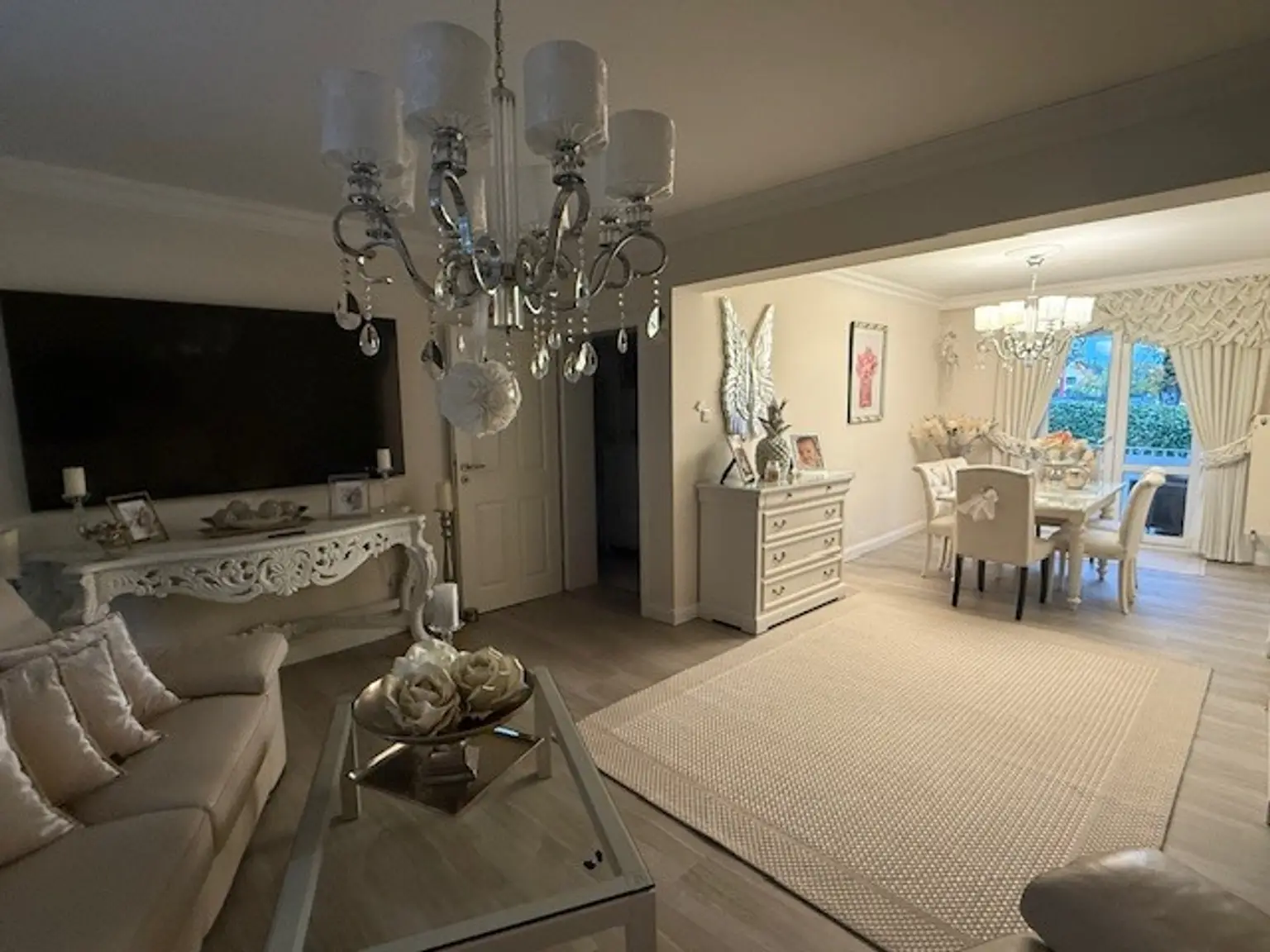 Wohnzimmer/esszimmer