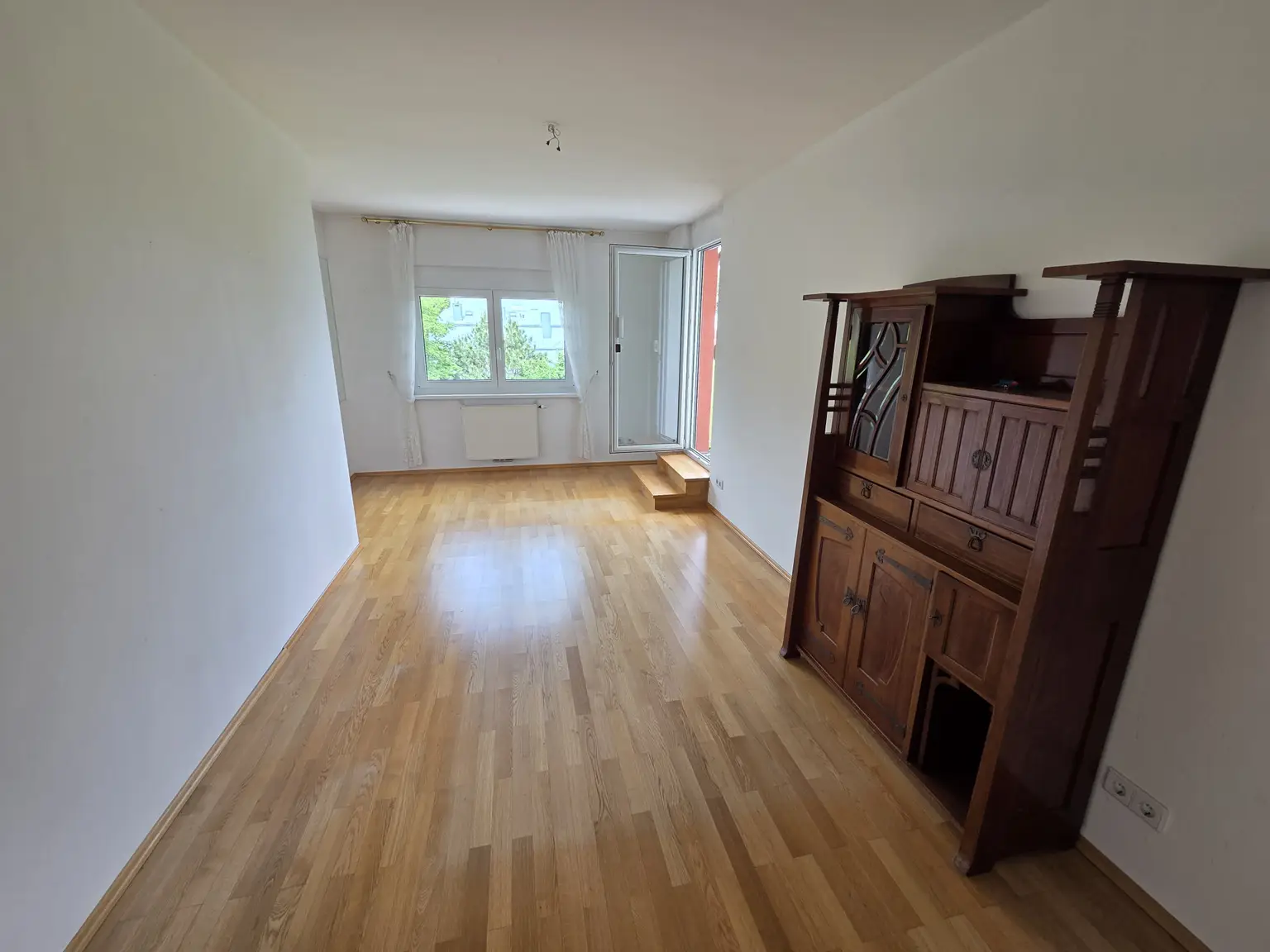Schlafzimmer mit Terrassenausgang