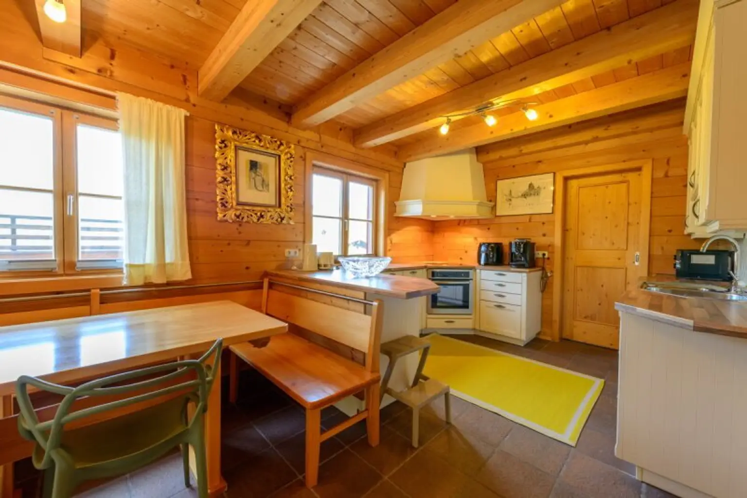 Luxuriöses Wohnhaus in ökologischer Holzbauweise