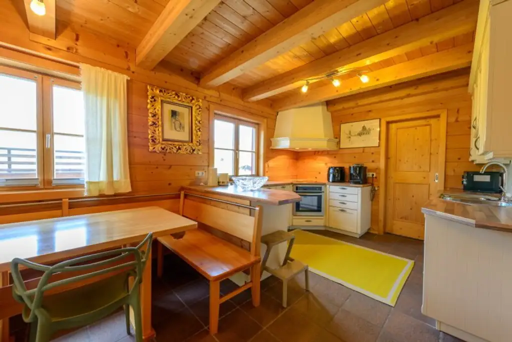 Luxuriöses Wohnhaus in ökologischer Holzbauweise
