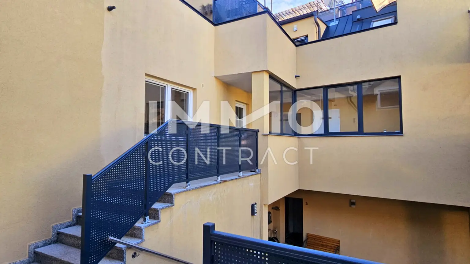 Geräumige, moderne 4-Zimmer-Wohnung mit zwei Bädern und großer Küche im Zentrum von Laxenburg