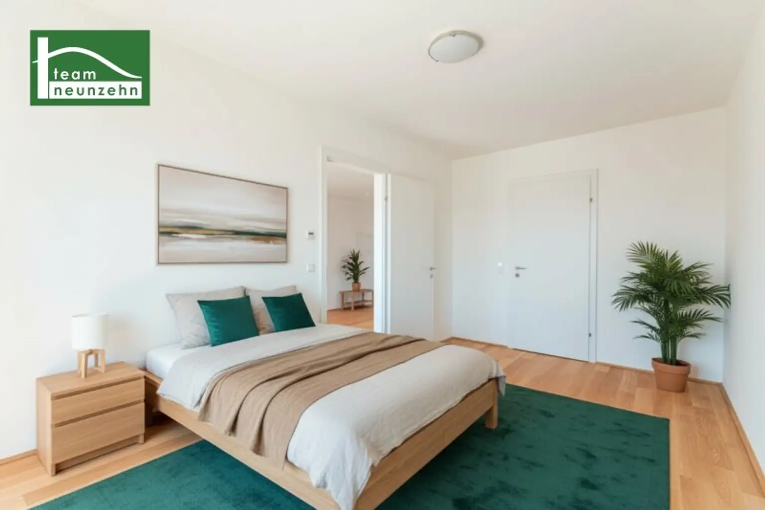 Alles was man sich wünscht – kostengünstige Heizung/“Kühlung“ über Erdwärme, PV-Anlage, weitläufige Grünflächen