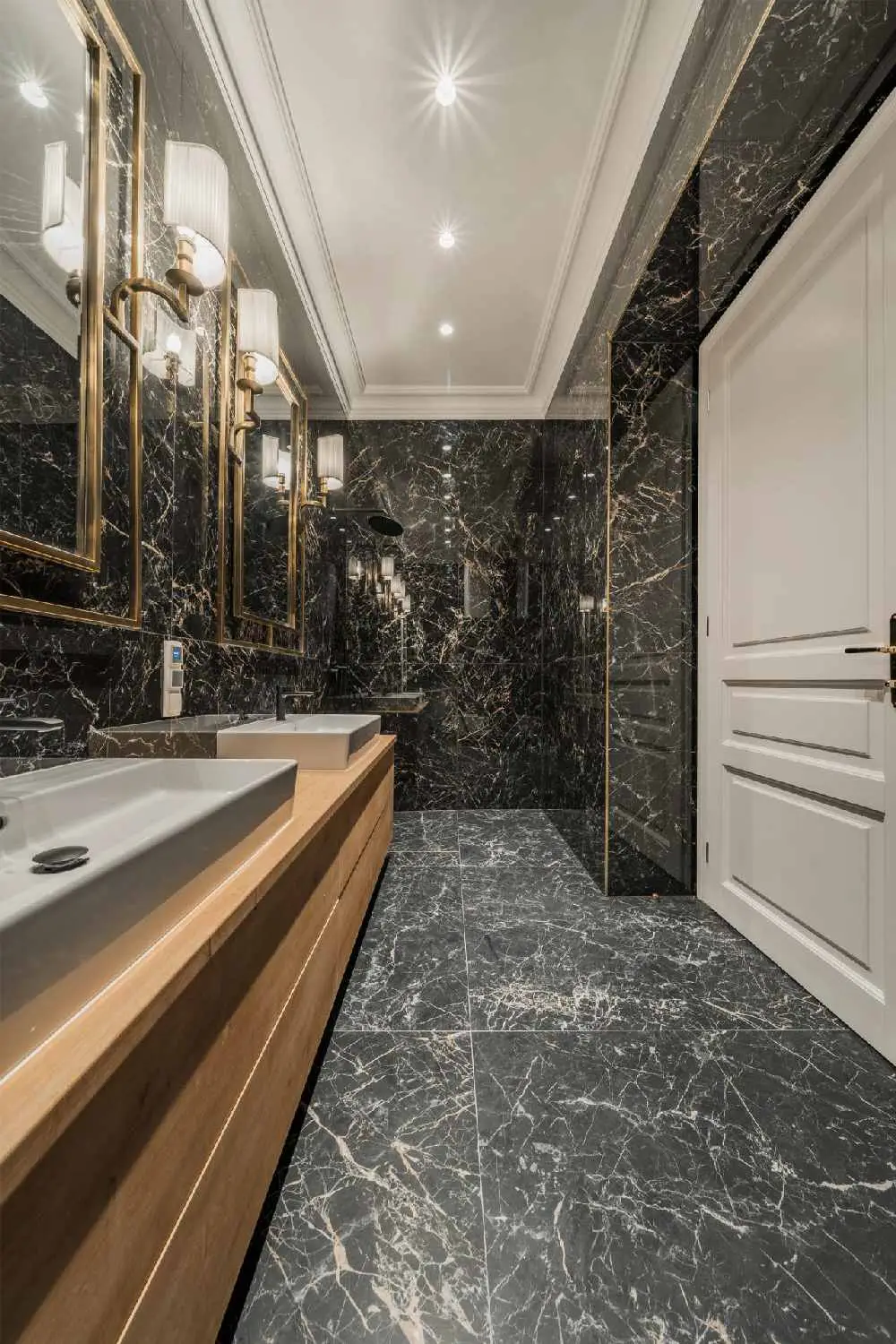 Top Sanierte Wohnung in 1060 zu vermieten